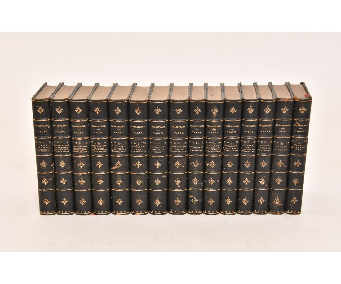 WILLIAM SHAKESPEARE PLAYS AND POEMS (1 of 3)