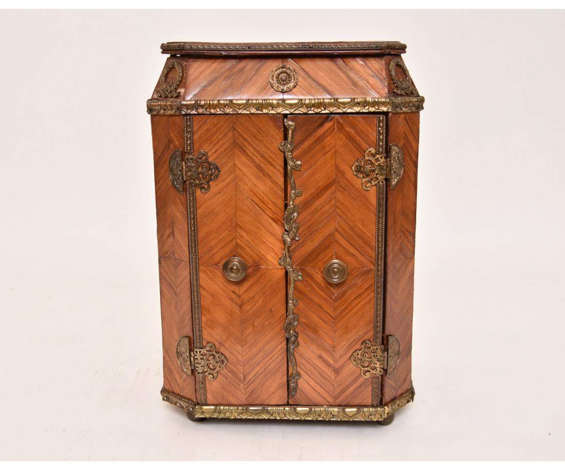 FRENCH KINGWOOD JEWELRY CABINET (1 of 10)