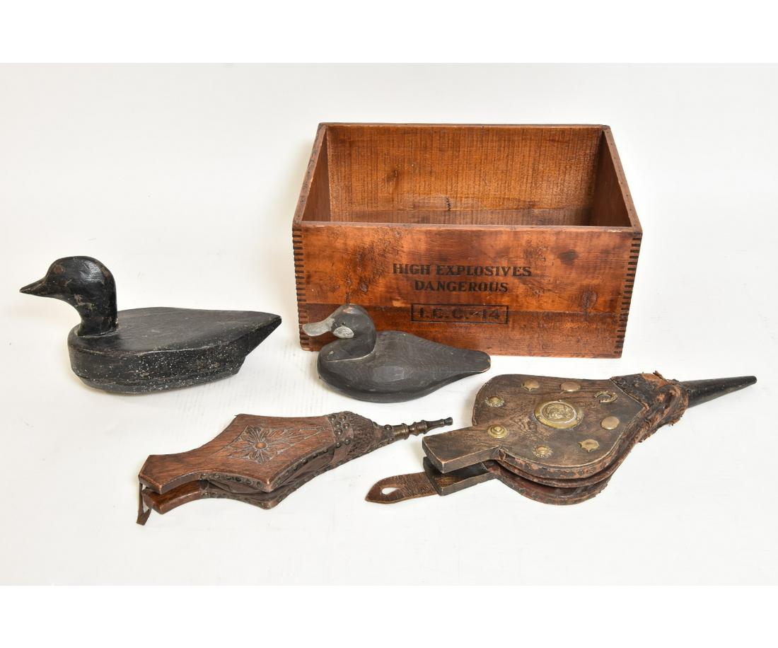 VINTAGE DUPONT WOOD PACKING BOX (1 of 5)