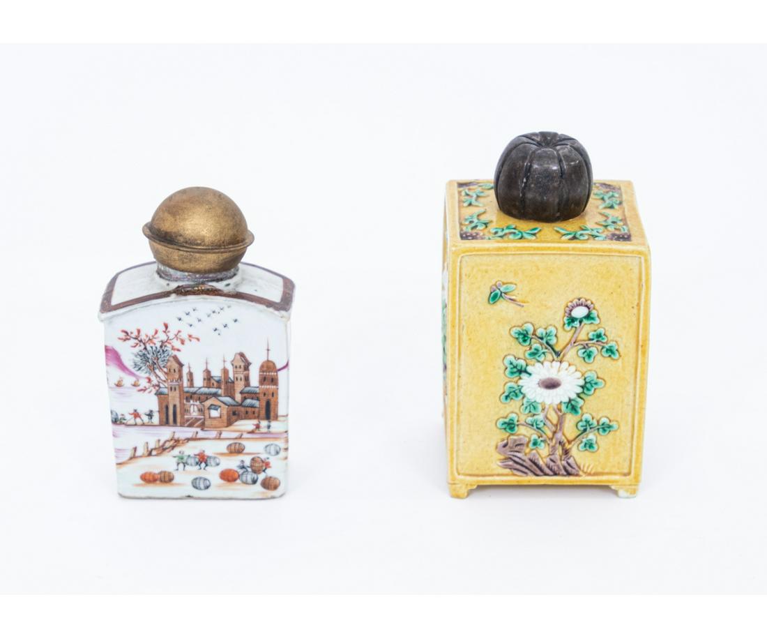 TWO CHINESE PORCELAIN TEA CADDIES (1 of 7)