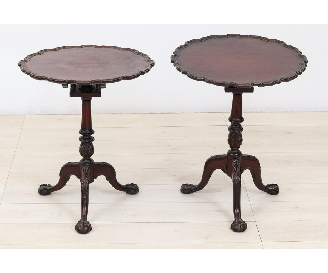 PAIR OF CHIPPENDALE STYLE CANDLESTANDS (1 of 5)