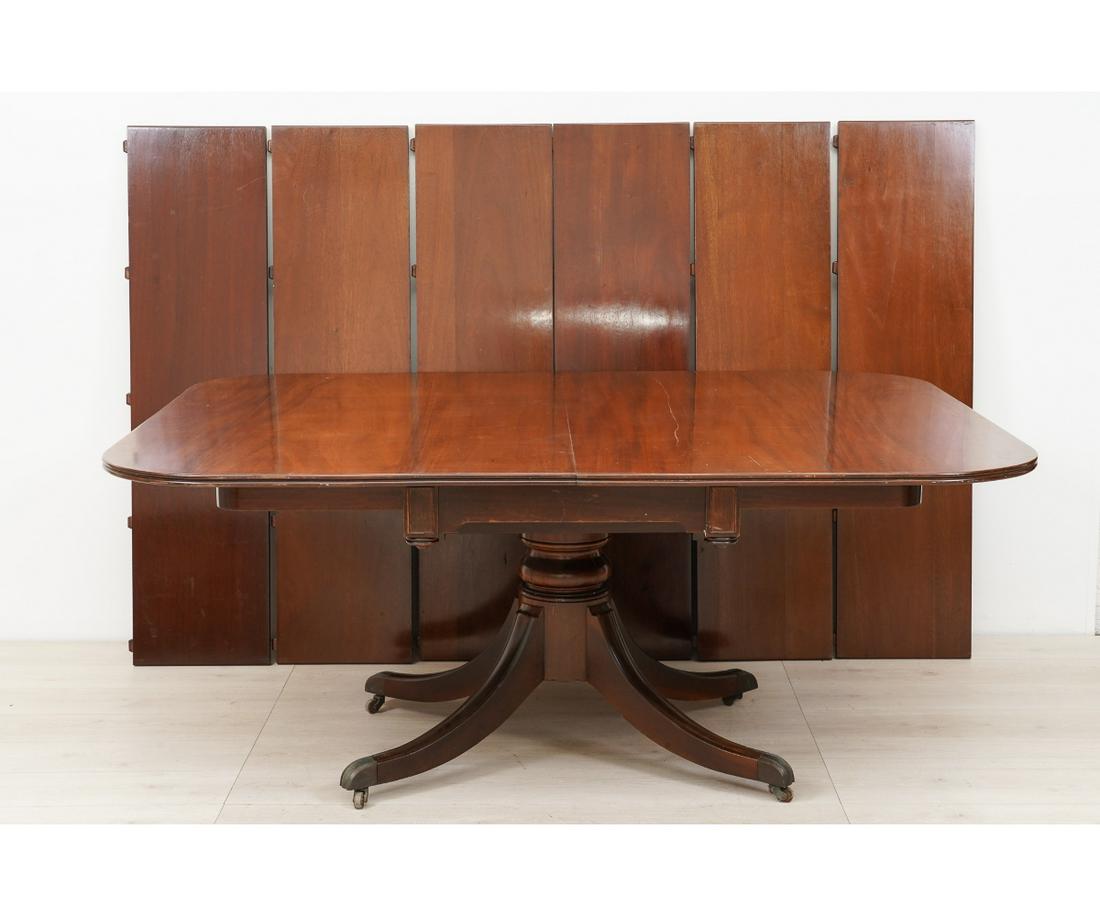 AMERICAN PEDESTAL BANQUET TABLE (1 of 11)