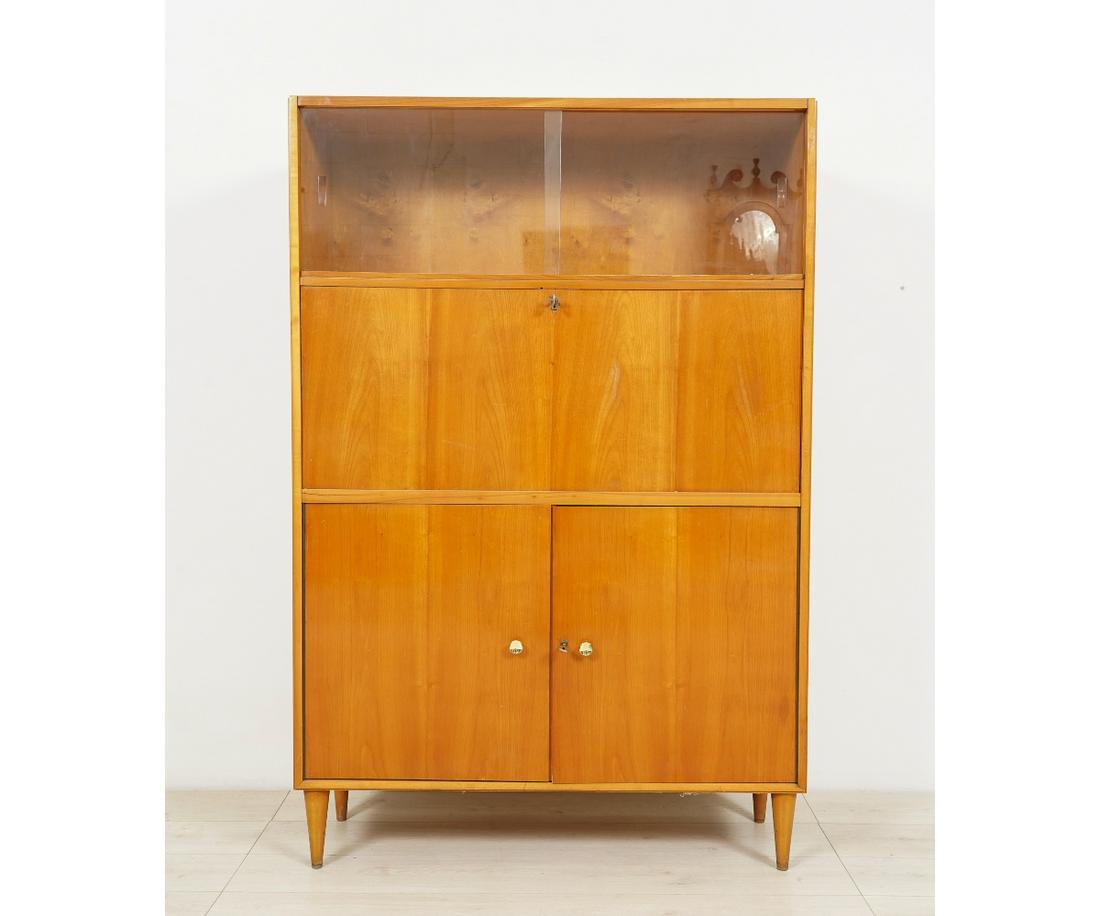 MID-CENTURY MODERN FALL FRONT DESK: Mid-century modern blonde wood fall front desk.59"h x 39.5"w x 13.75"d