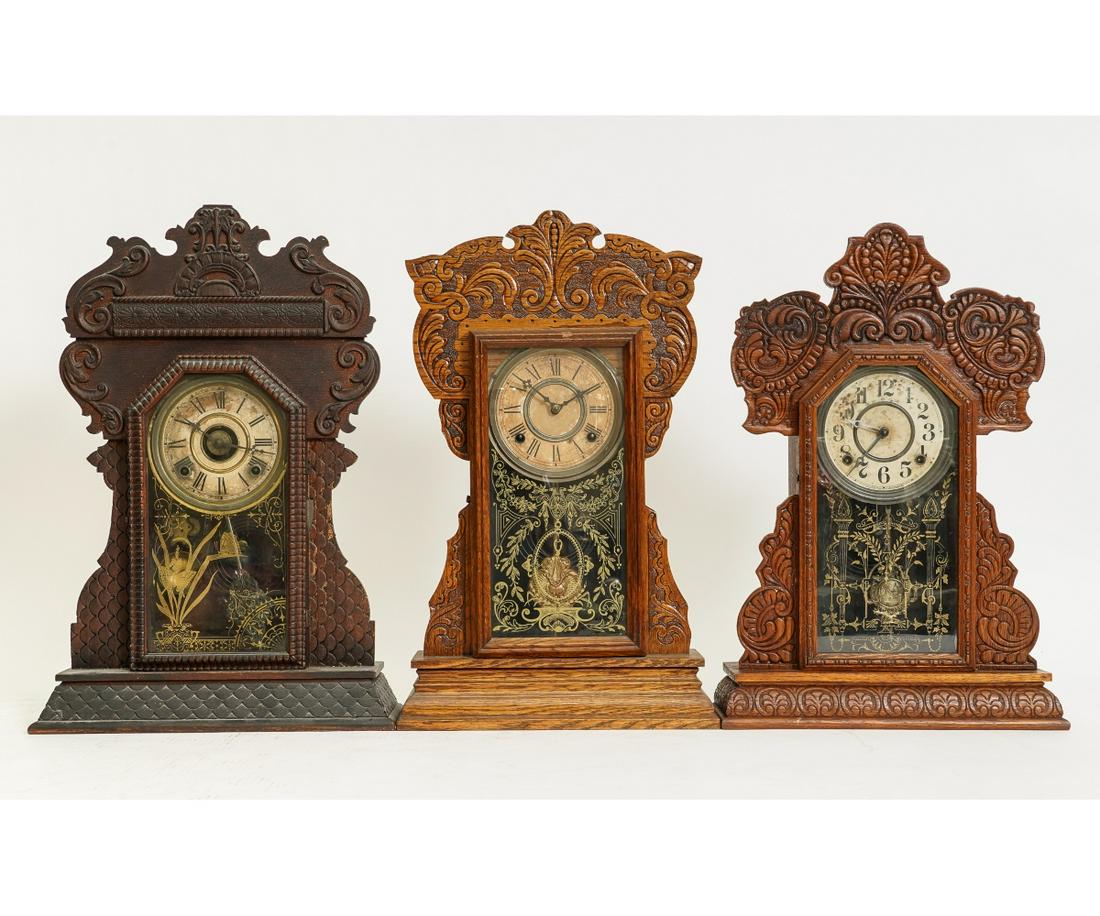 THREE GINGERBREAD  MANTEL CLOCKS (1 of 5)