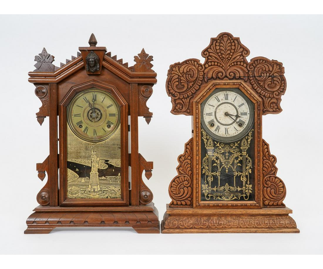 INGRAHAM WALNUT MANTEL CLOCK (1 of 6)