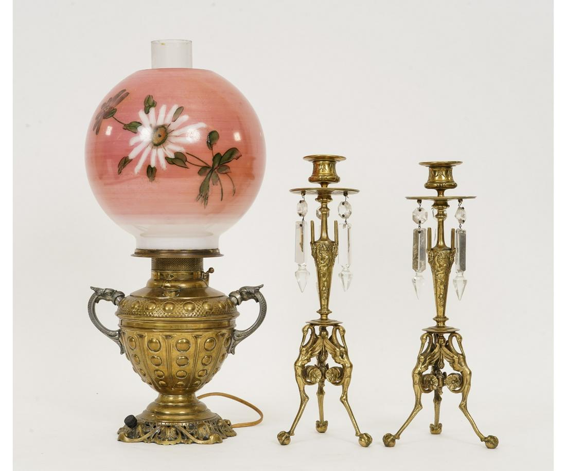 VICTORIAN BRASS PARLOR LAMP (1 of 6)