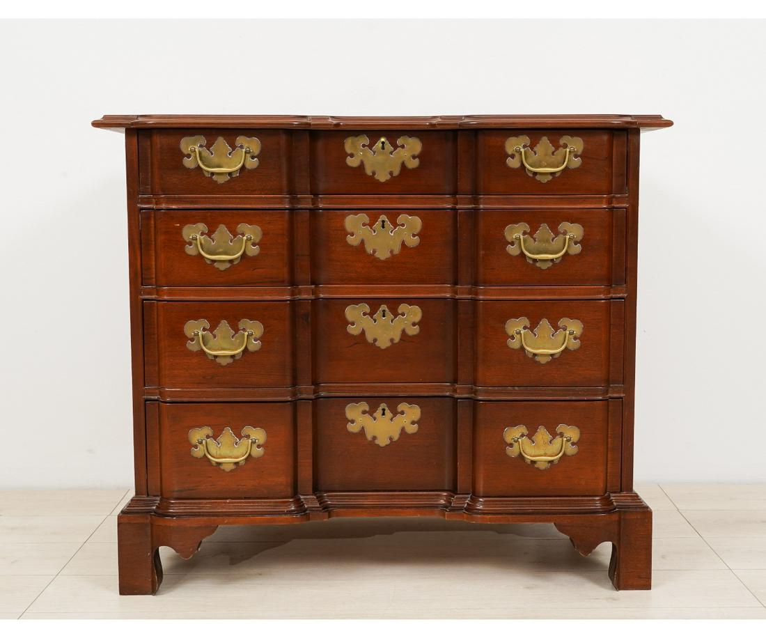 NEW ENGLAND CHIPPENDALE STYLE CHEST (1 of 6)