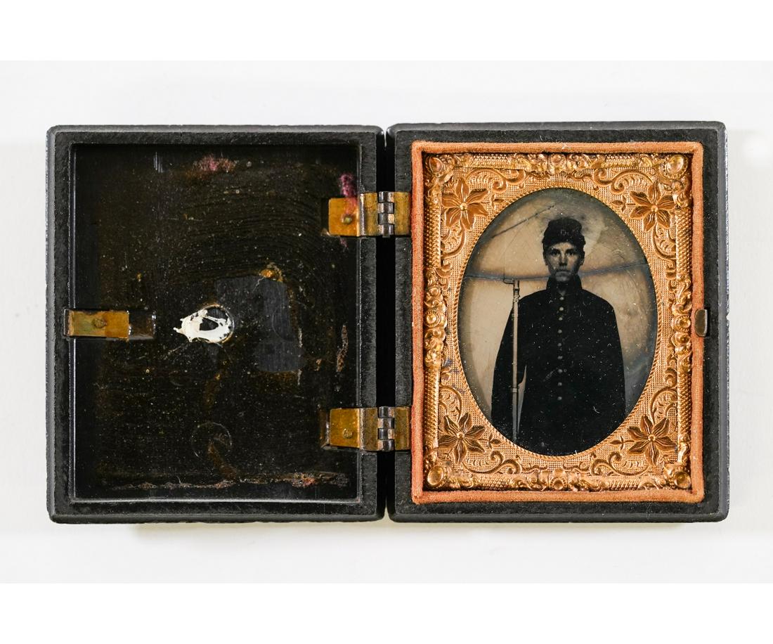 CIVIL WAR UNION SOLDIER AMBROTYPE (1 of 3)