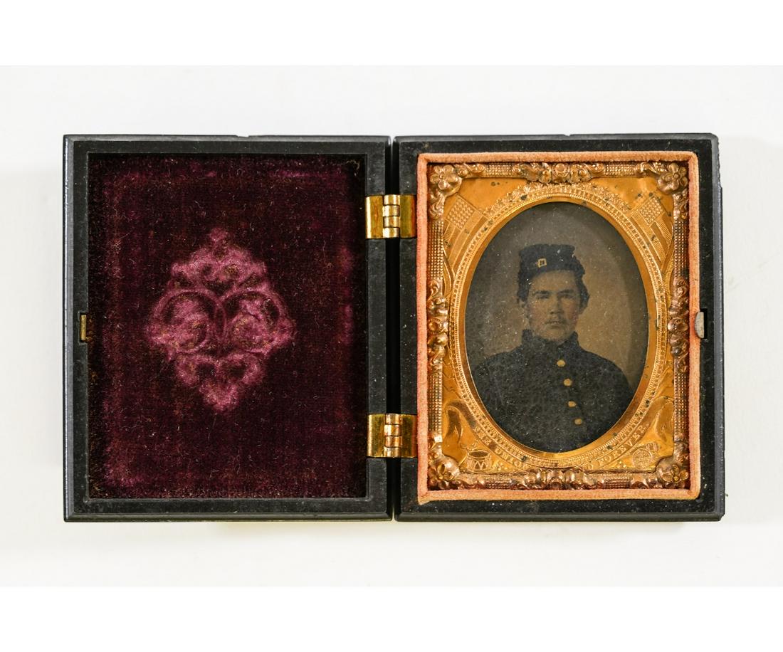 CIVIL WAR UNION SOLDIER TINTYPE (1 of 4)