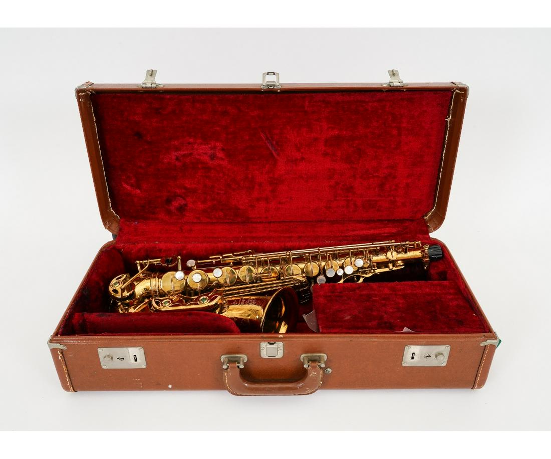 SELMER MARK VI ALTO SAXAPHONE (1 of 17)