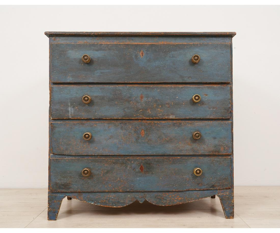 NEW ENGLAND HEPPLEWHITE COUNTRY CHEST (1 of 7)