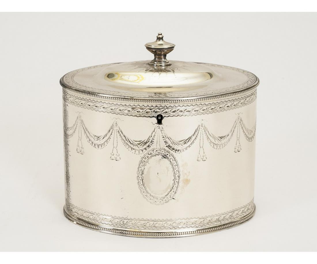 GEORGE III SILVER TEA CADDY (1 of 11)