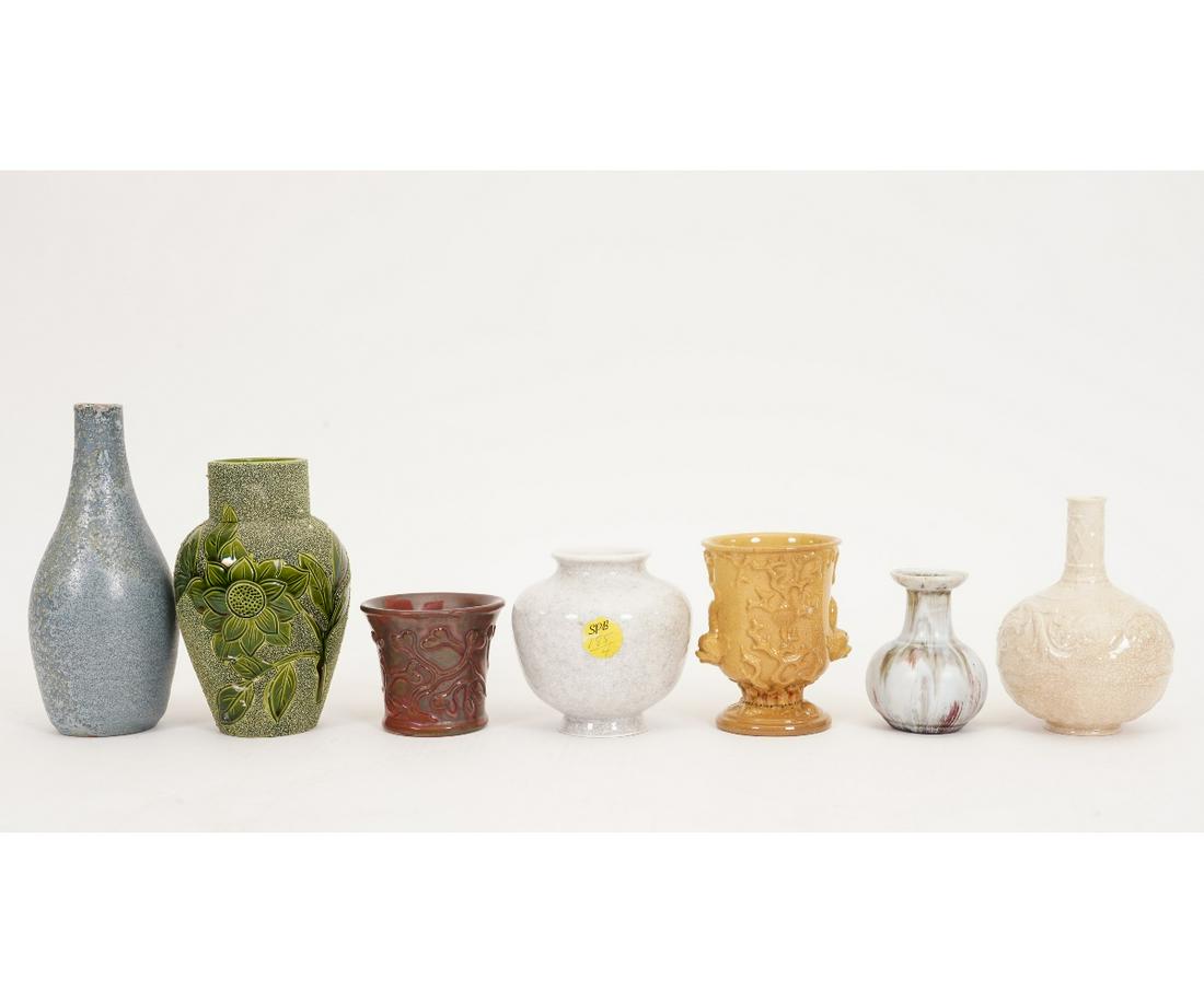 CERAMIC/POTTERY VASES (1 of 10)