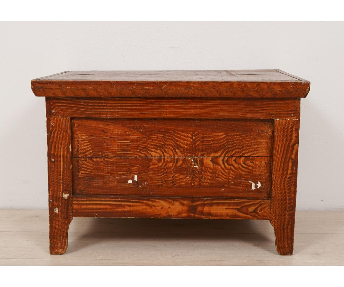 GRAIN PAINTED SMALL CHEST: Red grain painted small storage chest, 20th c. 16"h x 24"w x 14.75"d