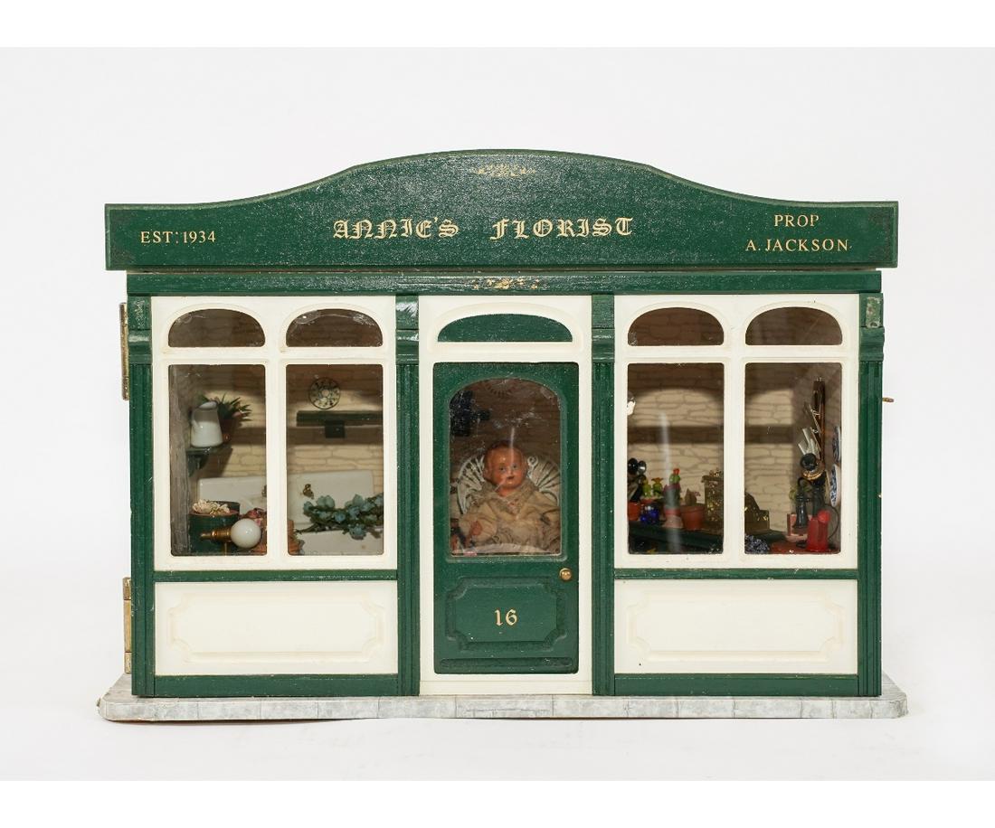 FLORIST ROOM BOX DOLLHOUSE (1 of 6)