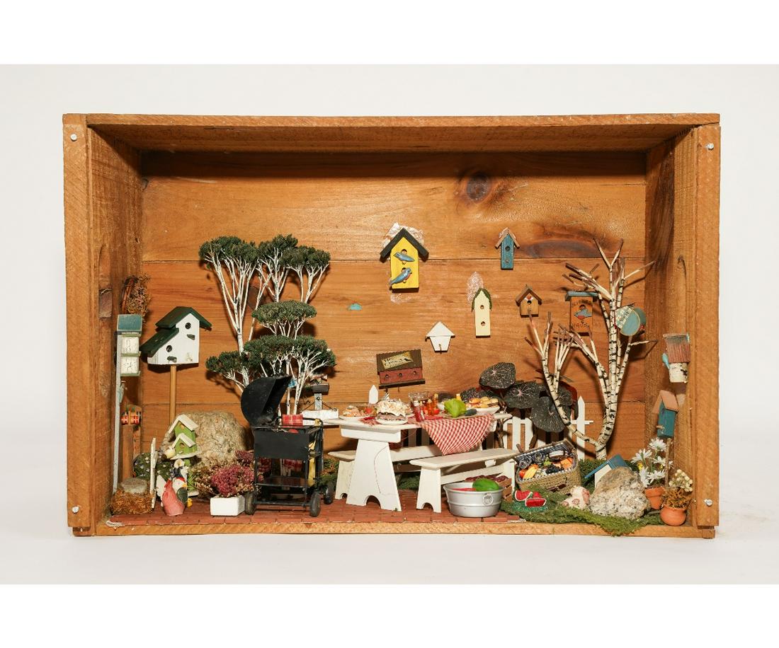 SHIPPING CRATE GARDEN ROOM BOX DOLLHOUSE (1 of 6)