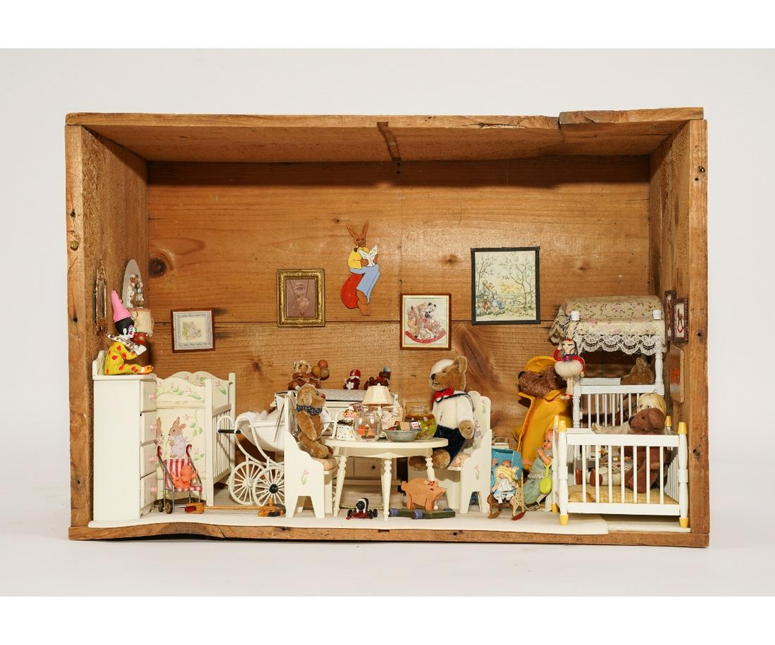 WHISKEY CRATE NURSERY ROOM BOX DOLLHOUSE (1 of 6)