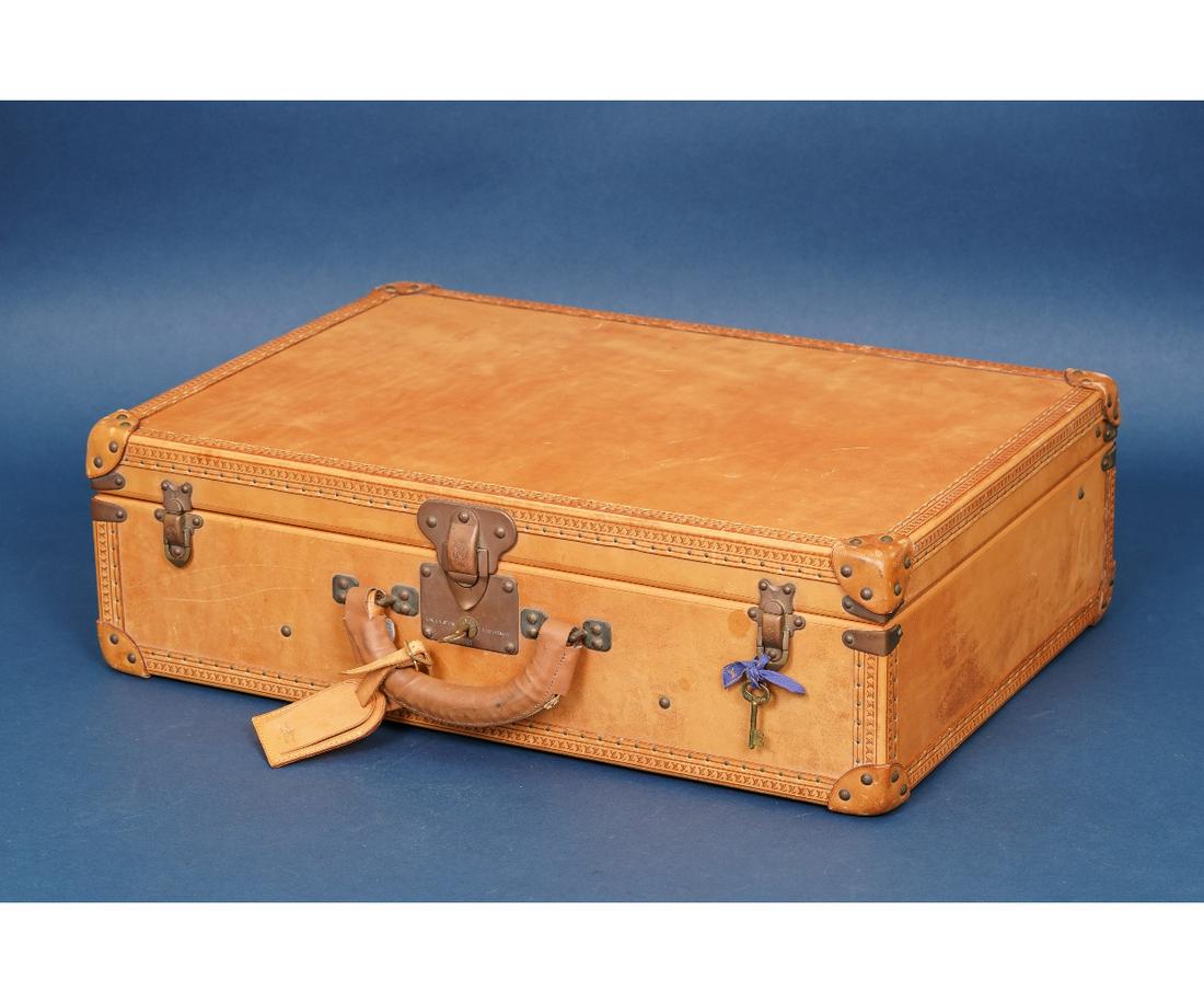 LOUIS VUITTON SUITCASE (1 of 13)