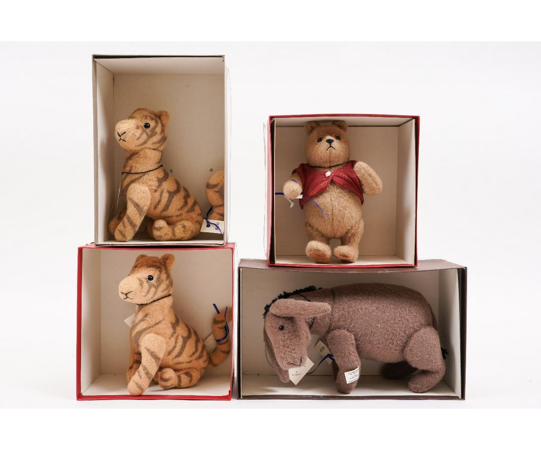 R. John Wright Dolls