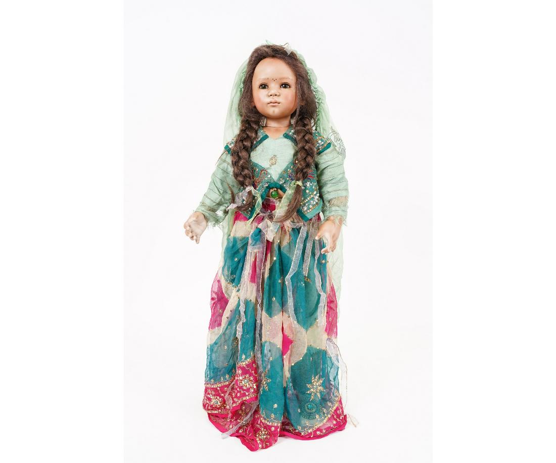 ANNETTE HIMSTEDT MANISHA DOLL (1 of 15)