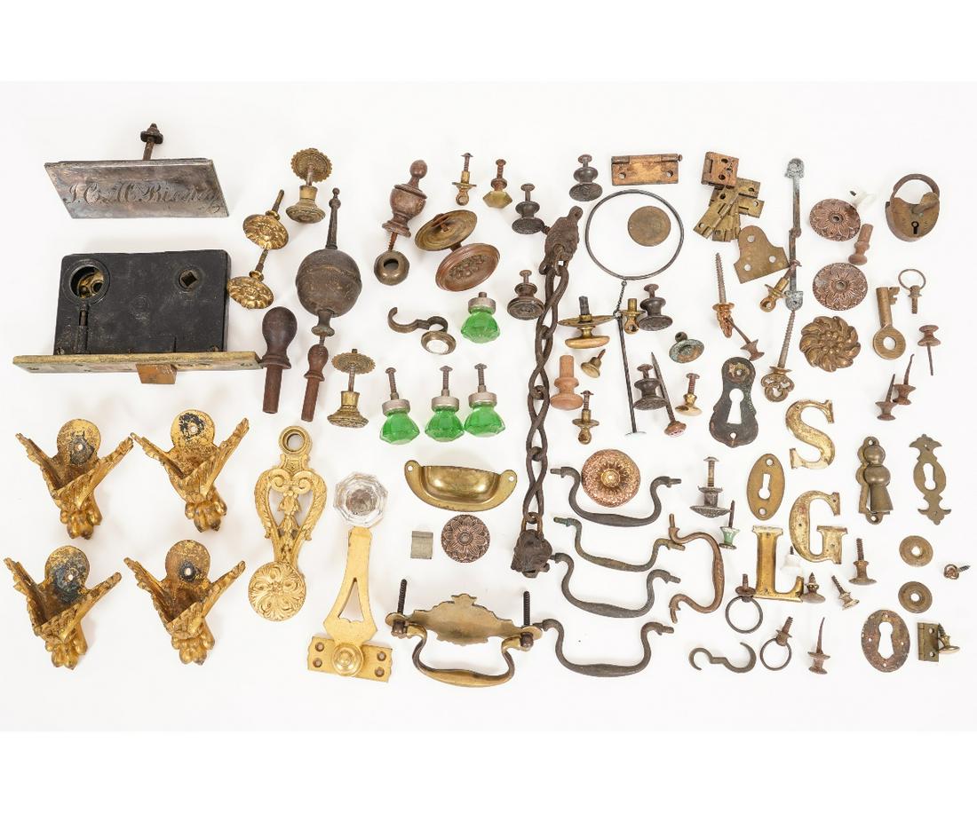 BRASS AND METAL FITTINGS: Brass and metal fittings to include a set of four gilt bracket clock feet, probably French, 3"h x 4"d, brass knobs etc.