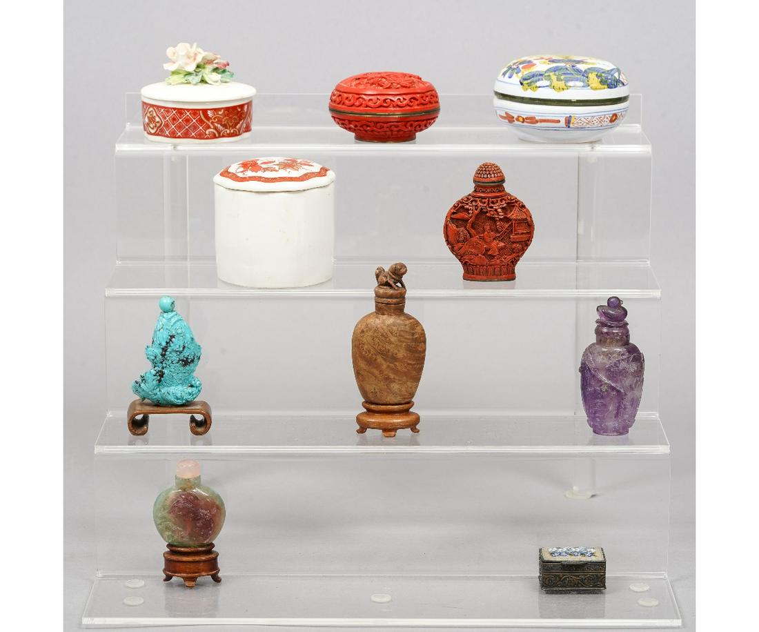 SNUFF BOTTLES: Snuff bottles to include an amethyst; together with a turquoise tourmaline and cinnabar example, porcelain boxes and a Ching dynasty wood snuff bottle with Certificate of Antiquity. Wood snuff bottle: