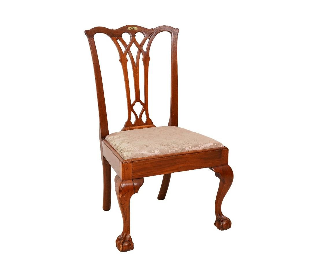 PHILADELPHIA CHIPPENDALE SIDE CHAIR: Philadelphia Chippendale mahogany side chair, circa 1780, with Gothic carved splat, slip seat and ball and claw feet. 38.5"h x 24"w x 17"d / 17.5" sh