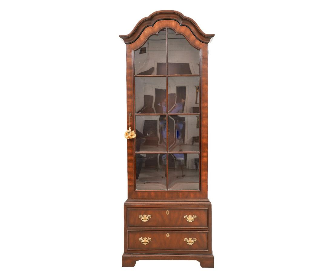 KITTINGER CHINA CABINET: Kittinger Chippendale style mahogany two-piece china cabinet. 88"h x 31"w x 16"d