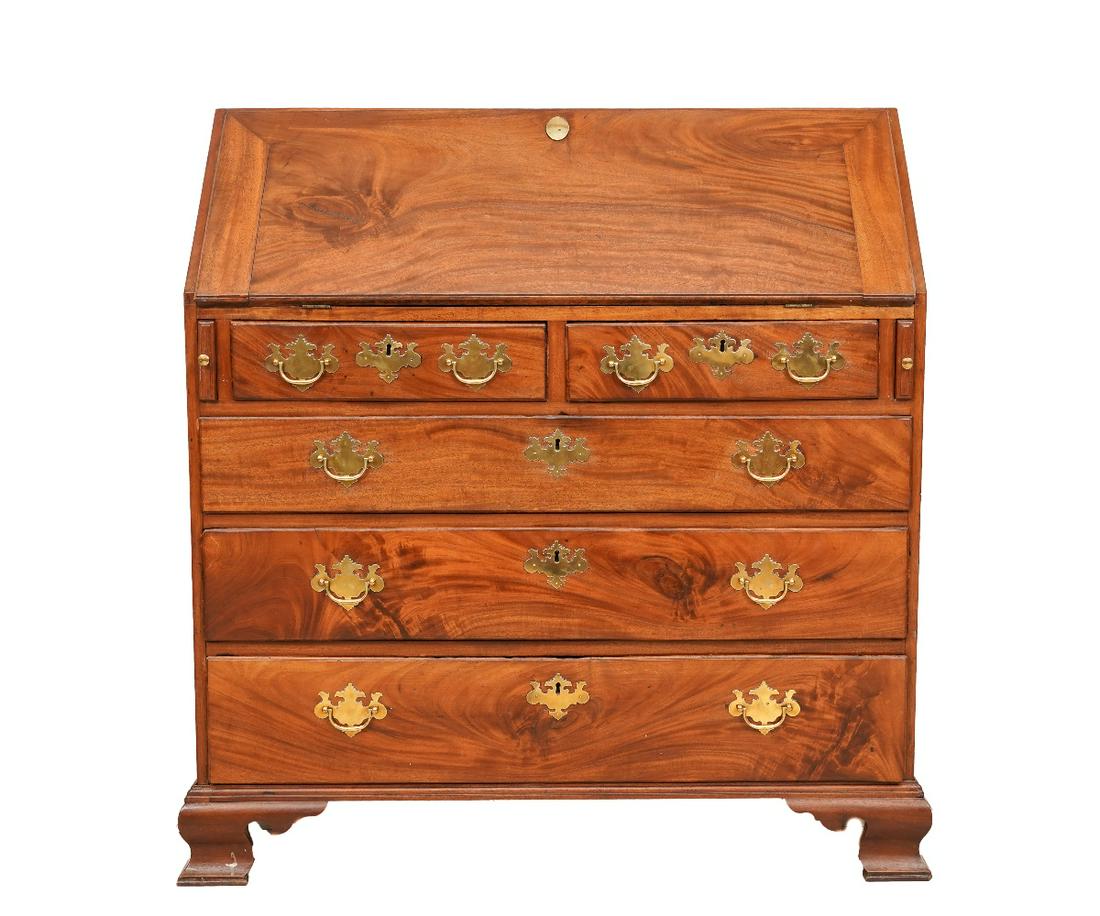 PENNSYLVANIA SLANT LID DESK: Pennsylvania Chippendale mahogany slant lid desk, circa 1770. Provenance: Amalia F. Milione Antiques, Ardmore, PA 44"h x 41.5"w x 22"d
