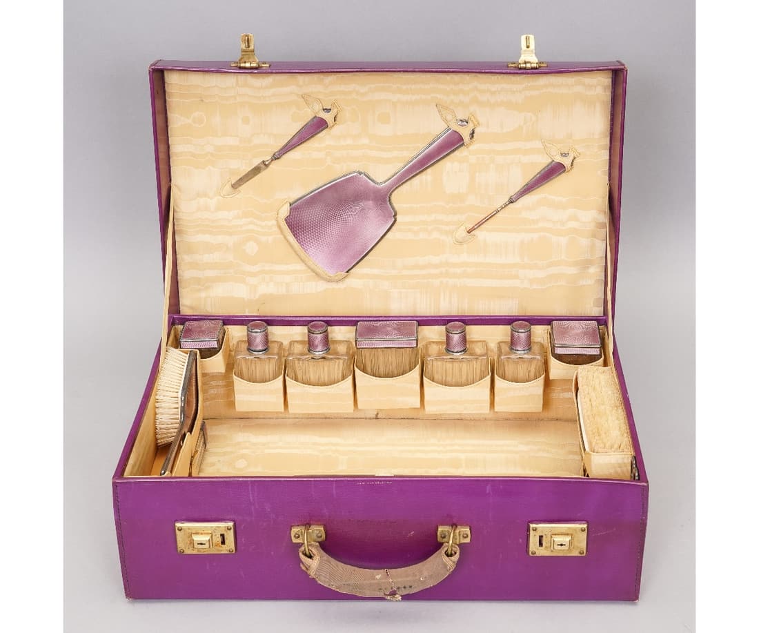J.E. CALDWELL TRAVEL DRESSER SET (1 of 20)