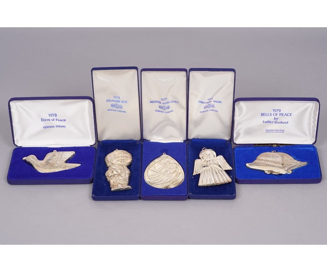 STERLING SILVER CHRISTMAS ORNAMENTS (1 of 7)