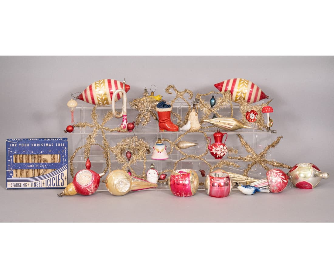 VINTAGE GLASS ORNAMENTS (1 of 3)