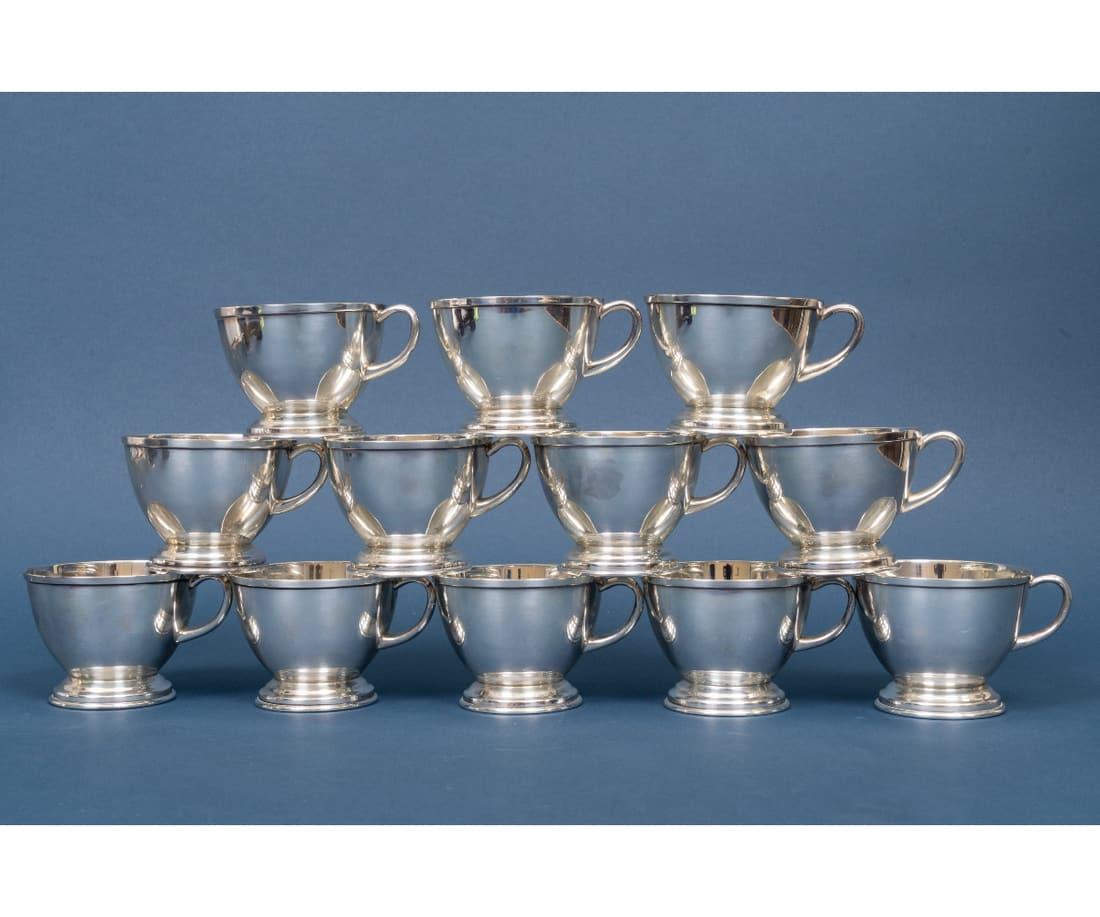 STERLING SILVER PUNCH CUPS (1 of 7)