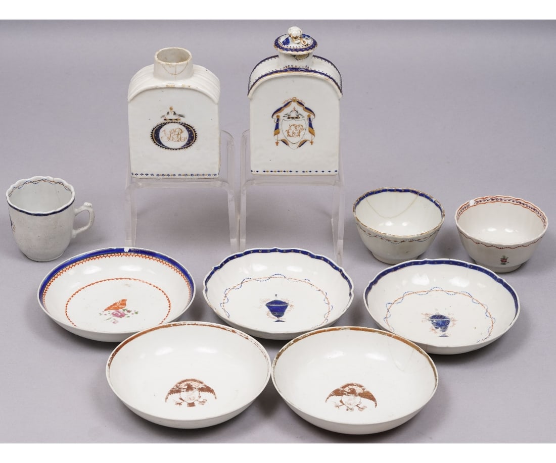 TWO CHINESE TEA CADDIES (1 of 13)