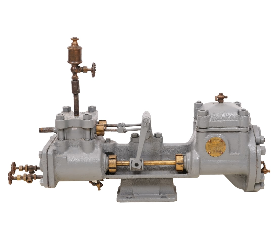 DOUBLE CYLINDER STEAM ENGINE (1 of 6)