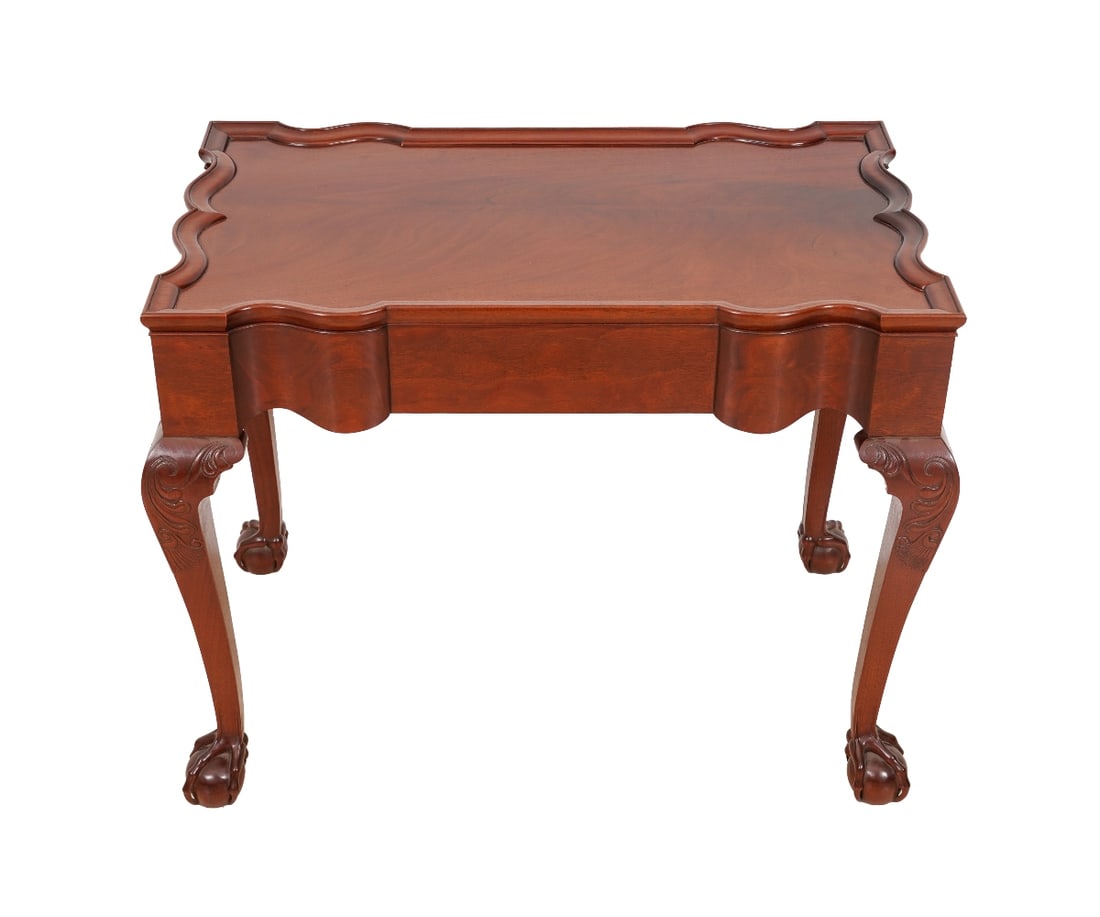 NEWPORT CHIPPENDALE STYLE ACCENT TABLE (1 of 9)