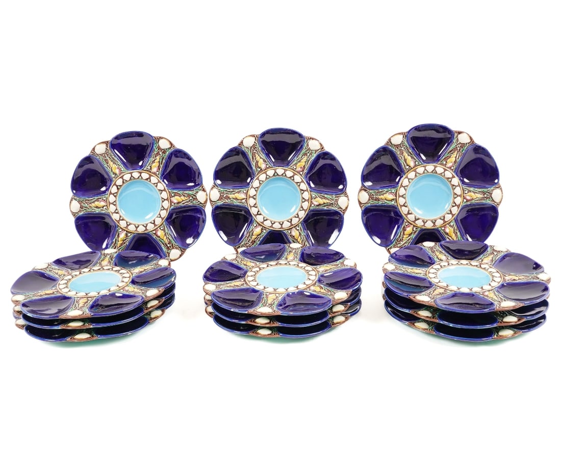 SET OF 12 MINTON MAJOLICA OYSTER PLATES (1 of 7)