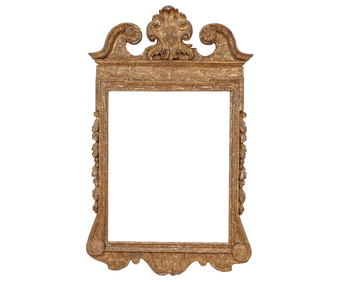 GEORGIAN GILT CARVED MIRROR (1 of 6)