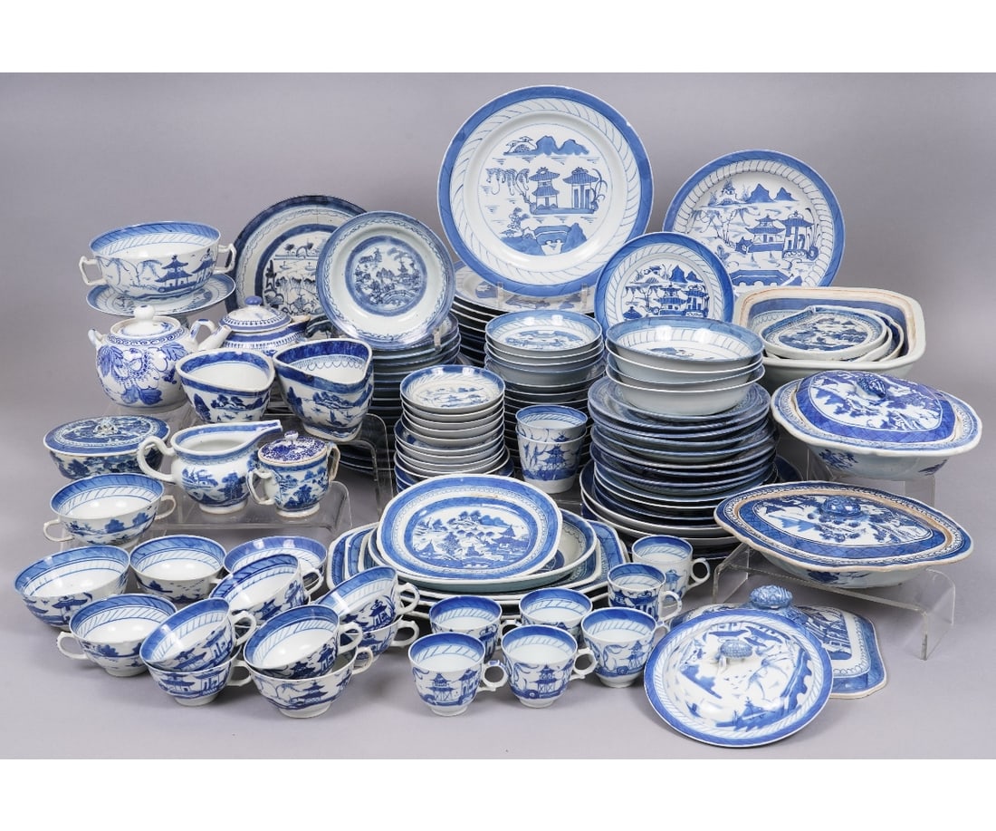 BLUE & WHITE CANTON TABLEWARE (1 of 14)