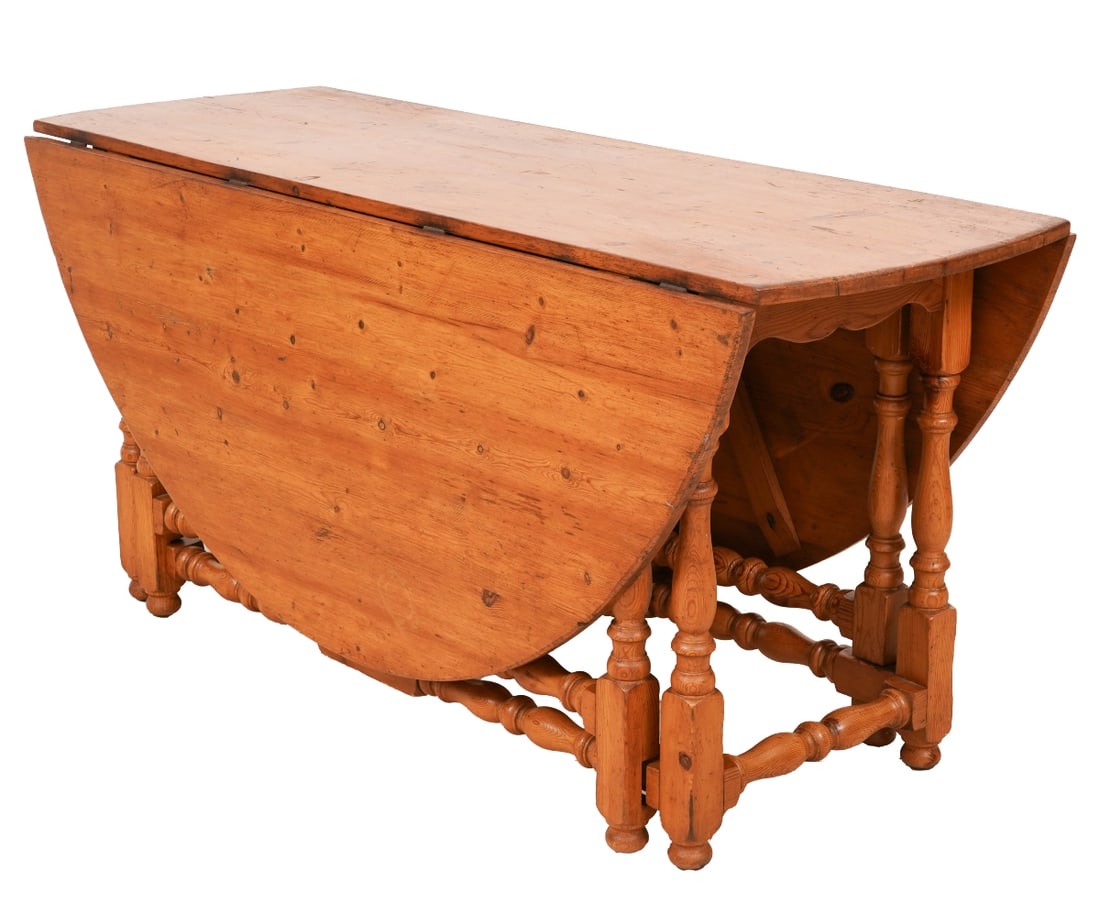 WILLIAM & MARY STYLE TABLE (1 of 3)