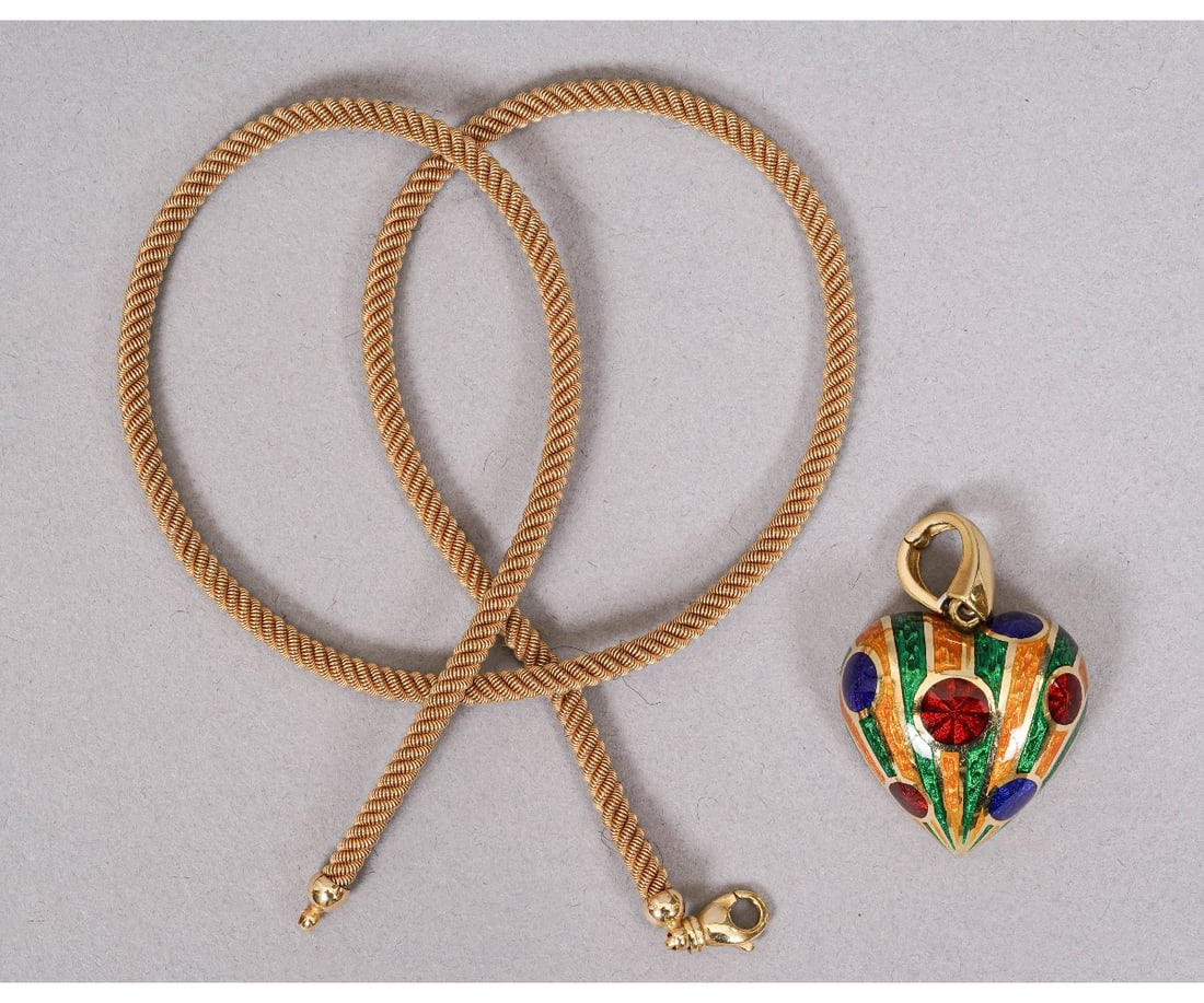 18K ENAMEL  HEART PENDANT (1 of 7)
