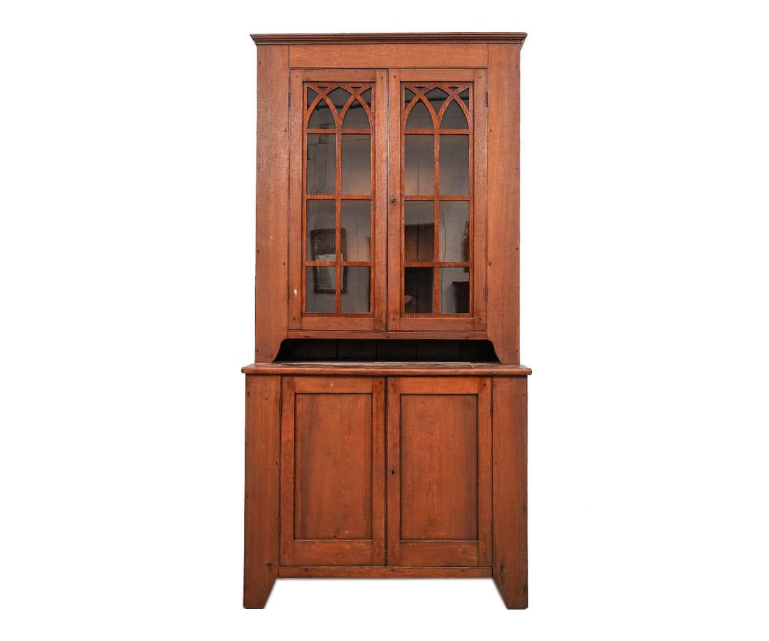 COUNTRY ONE-PIECE CUPBOARD (1 of 6)