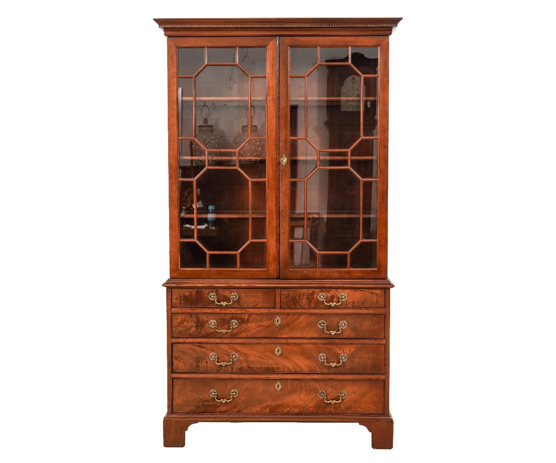 CHIPPENDALE STYLE DISPLAY CABINET (1 of 8)
