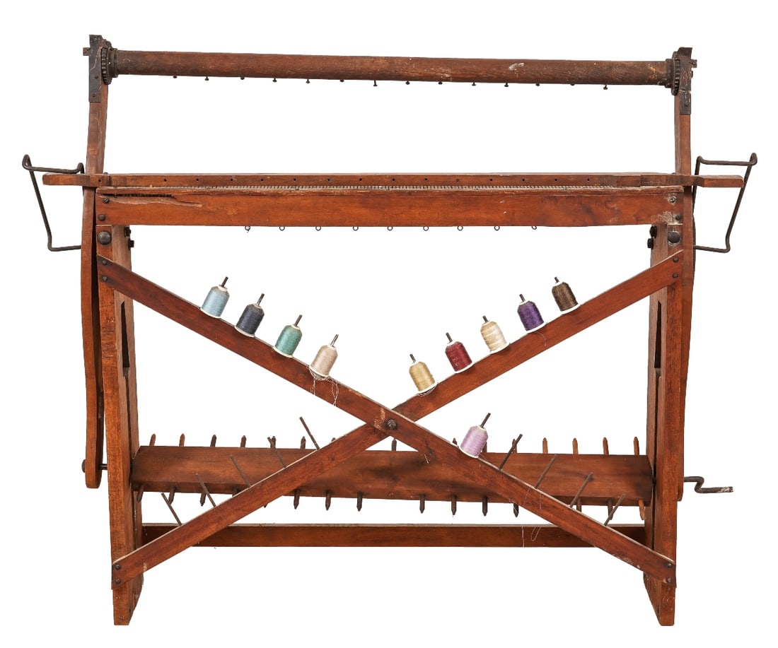 TEXTILE WEAVING LOOM (1 of 5)