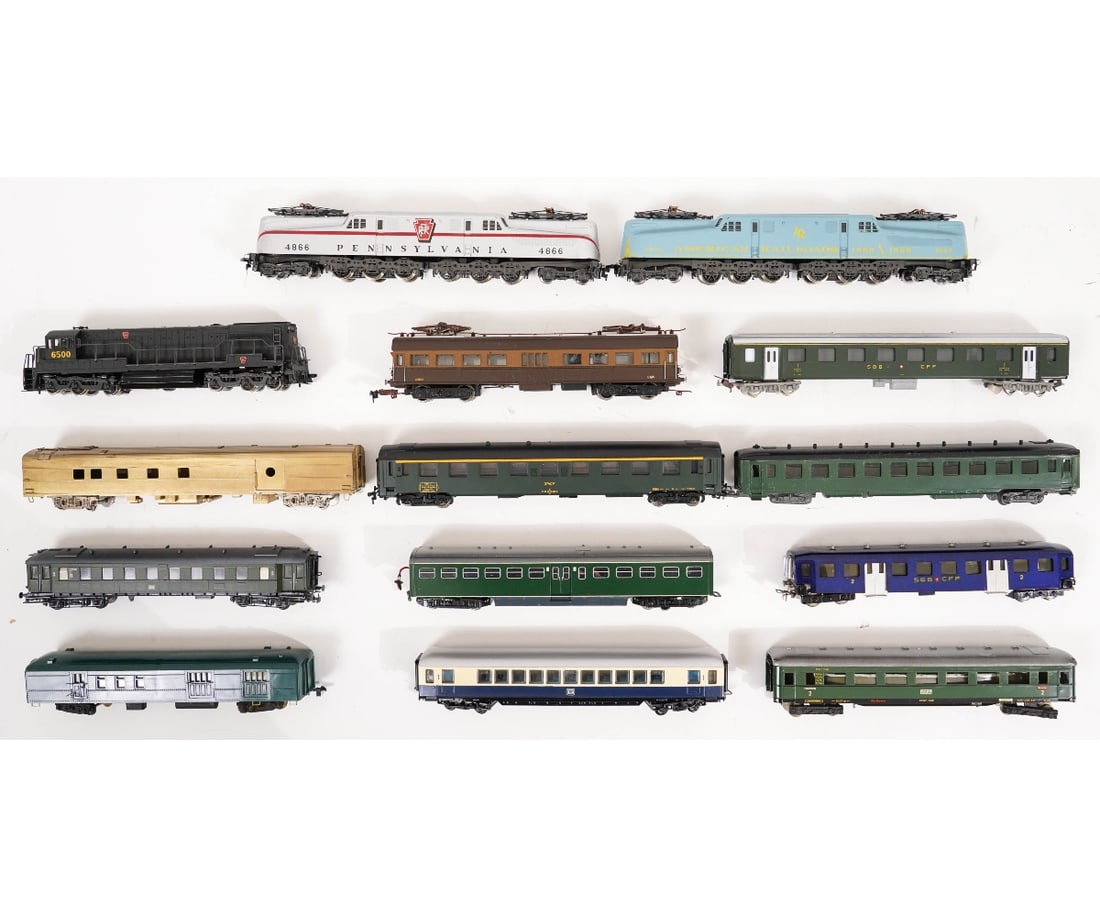 AHM HO ENGINES (1 of 2)