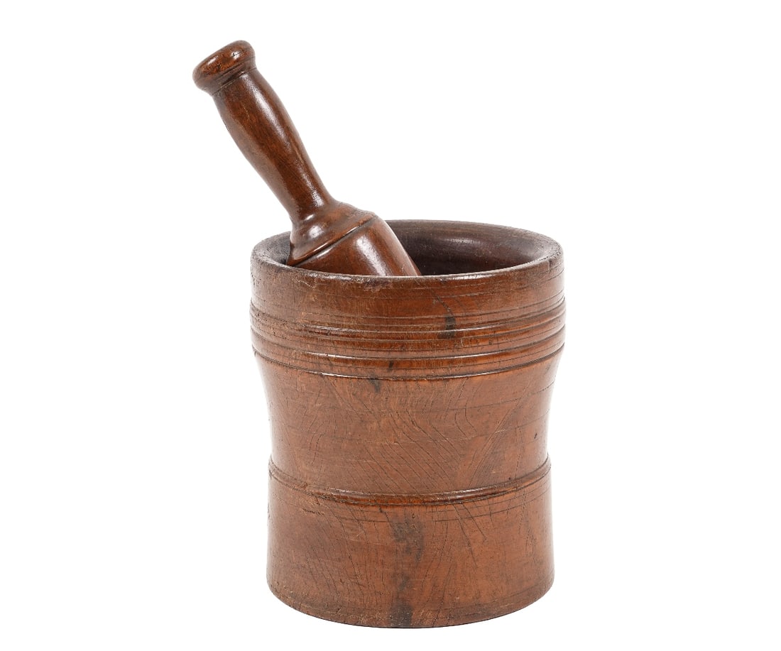 LARGE WOOD MORTAR AND PESTLE: Large wood mortar and pestle 18th c. 8"h x 7"w / Pestle: 11"l
