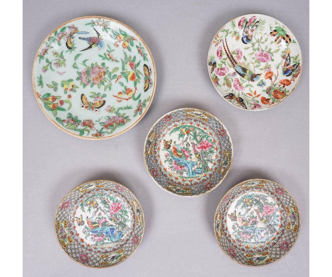 FIVE CHINESE PORCELAIN SAUCERS (1 of 7)