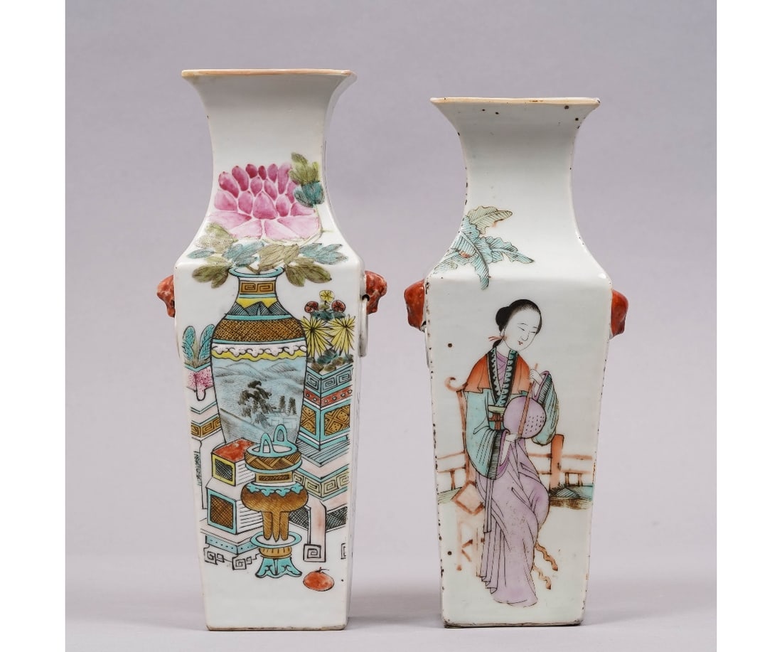 CHINESE PORCELAIN SQUARE VASES (1 of 7)