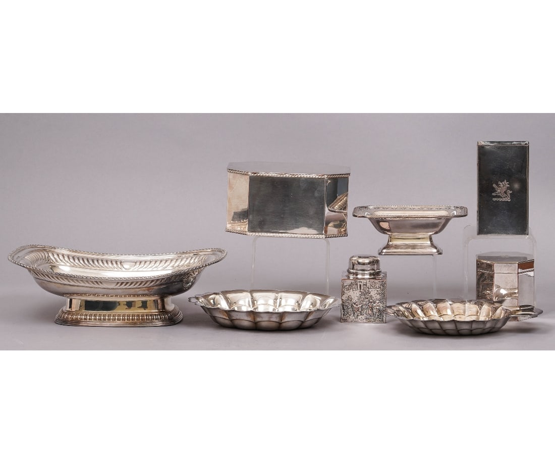 SILVERPLATE TABLEWARE (1 of 7)