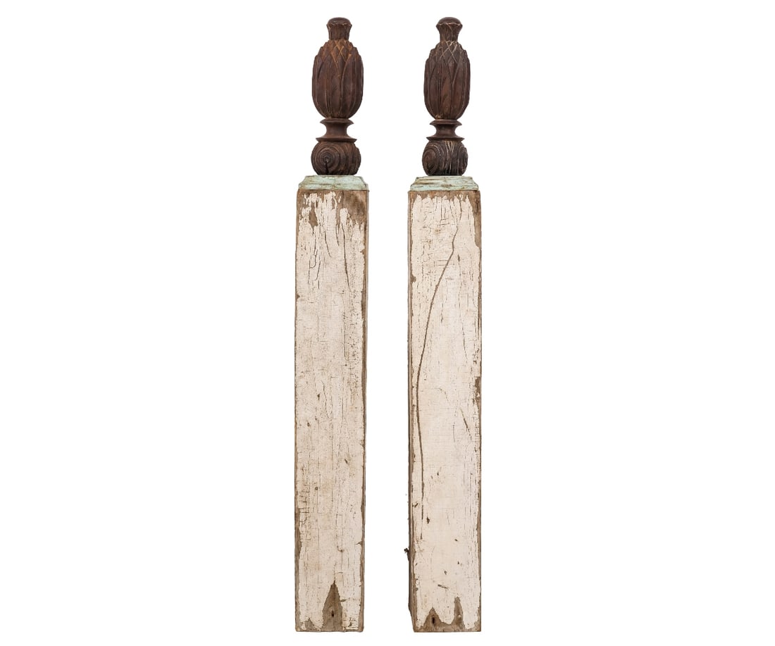 PAIR DECORATIVE FENCE POSTS (1 of 9)